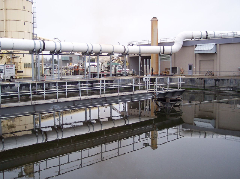 Planta de tratamiento. Wikimedia Commons